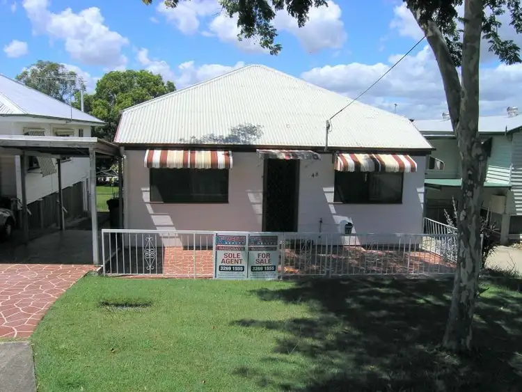 48 HOSKINS STREET, Sandgate QLD 4017