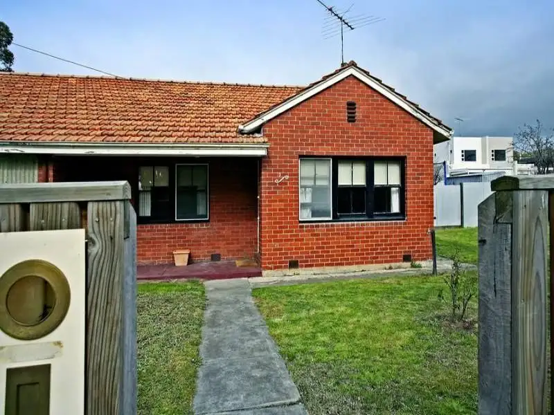 Main view of Homely house listing, 33 Churchill Ave, Newtown VIC 3220