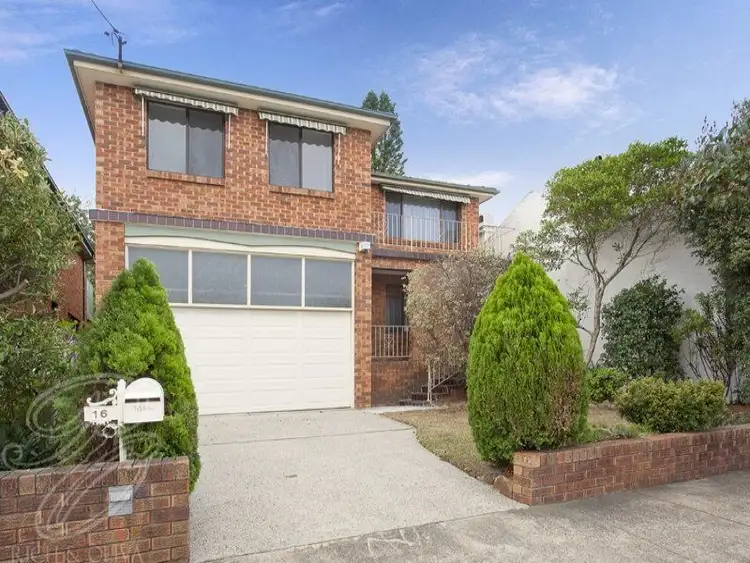 16 Dougan Street, Ashfield NSW 2131