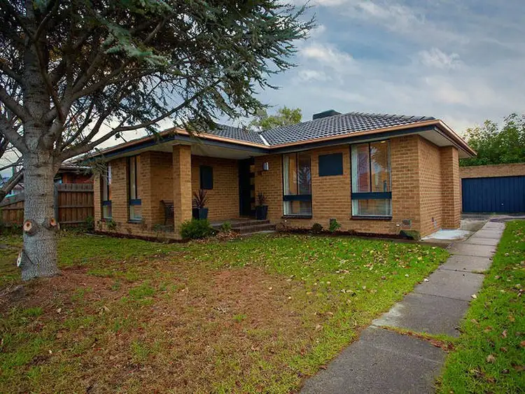 27 Simmons Drive, Altona VIC 3018