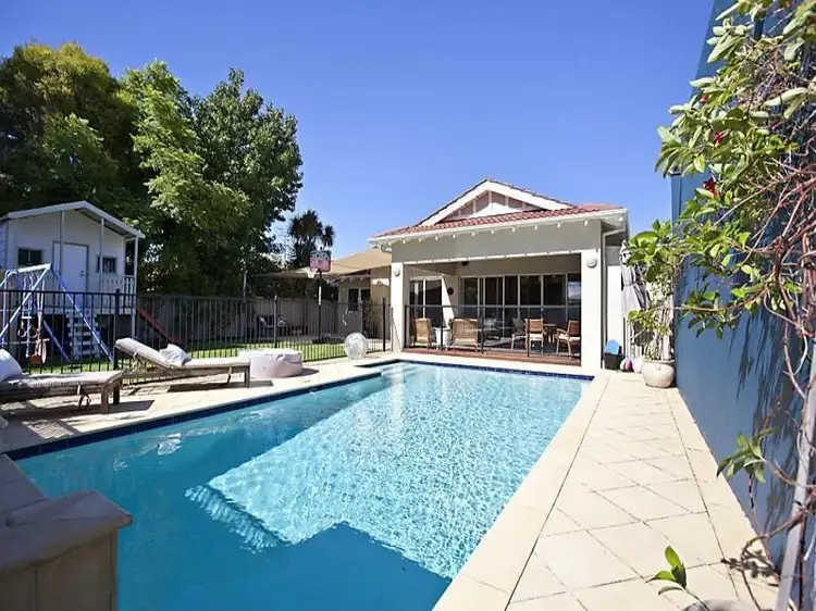 238 Seventh Avenue, Inglewood WA 6052