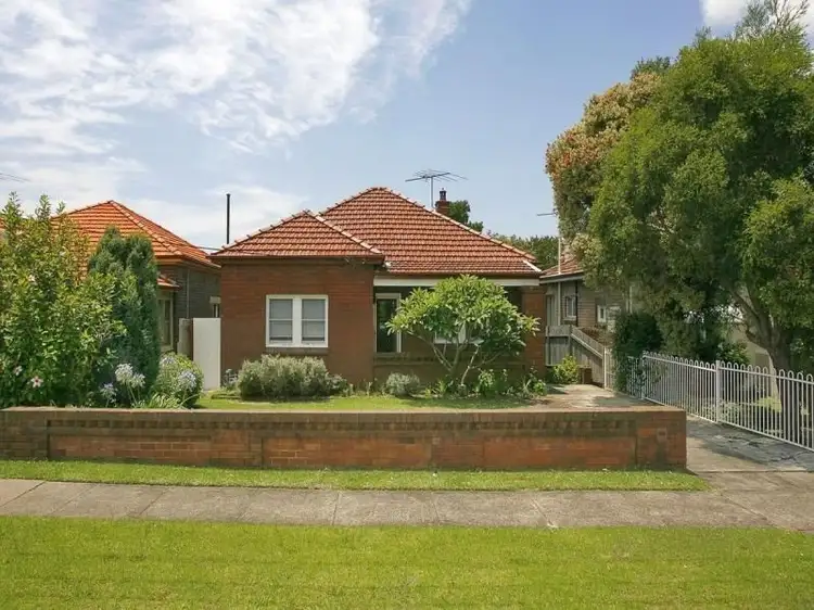 14 Daisy Street, Croydon Park NSW 2133