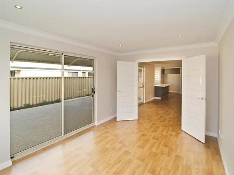 Sixth view of Homely house listing, 35 Provincia Parade, Yalyalup WA 6280