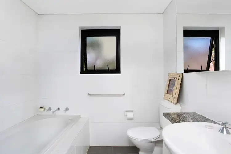 Fifth view of Homely apartment listing, FT12/184 Forbes Street, Darlinghurst NSW 2010