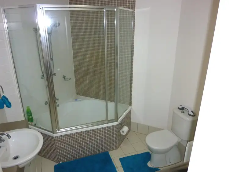 Fifth view of Homely apartment listing, 2/76 John Street, Redcliffe QLD 4020