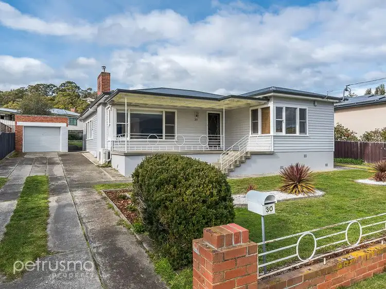 30 Fairfield Road, Geilston Bay TAS 7015