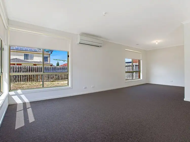 Fifth view of Homely house listing, 6 James Austin Way, Seabrook VIC 3028