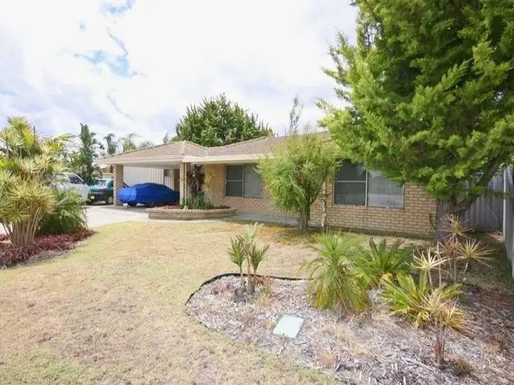 8 Dillon Place, Gosnells WA 6110