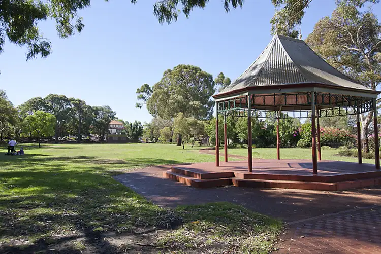 14 Lawley Crescent, Mount Lawley WA 6050