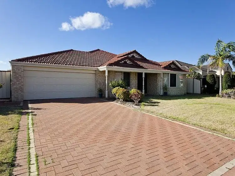 12 Grafton Court, Canning Vale WA 6155