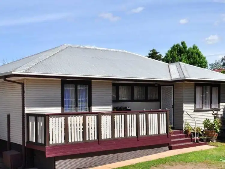 124 Bourke Street, Mount Austin NSW 2650