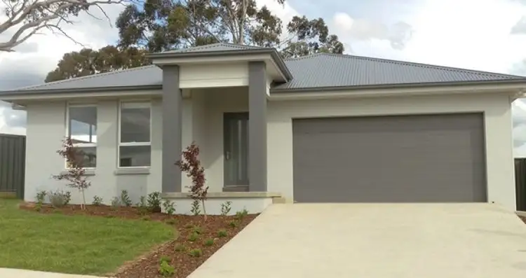 18 Tilston Way, Orange NSW 2800
