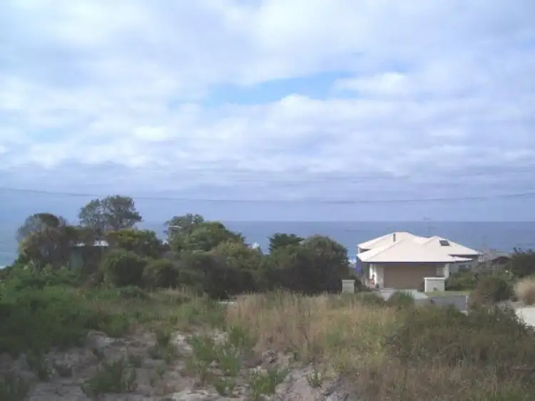 22 Surf Avenue, Skenes Creek VIC 3233