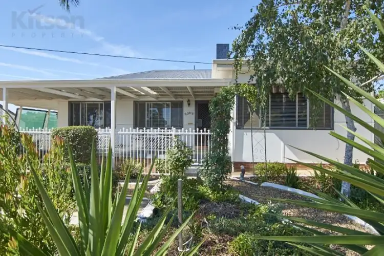 26 Bluett Crescent, Turvey Park NSW 2650