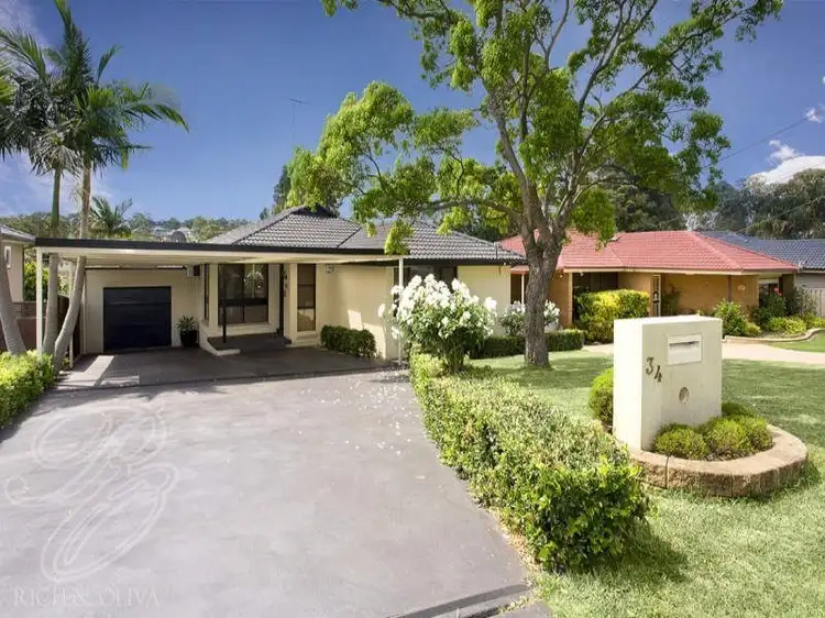 34 Oak Drive, Georges Hall NSW 2198