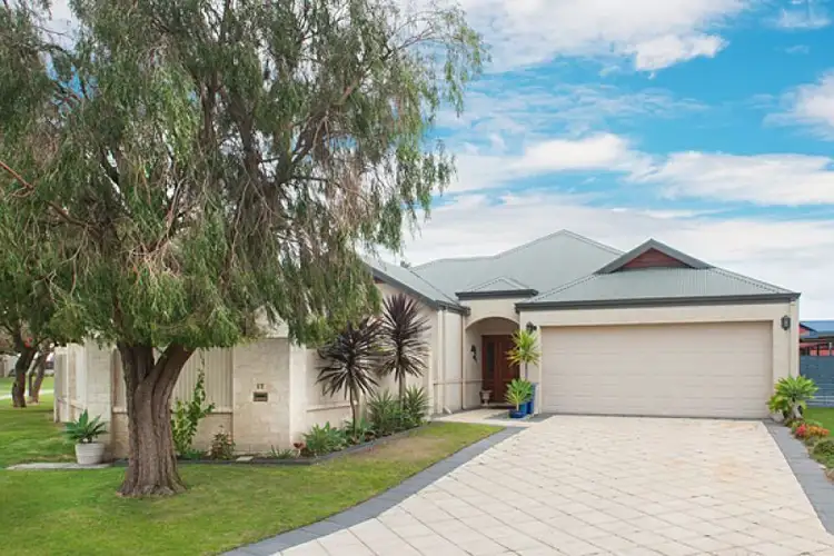 17 Salamanda Drive, Geographe WA 6280