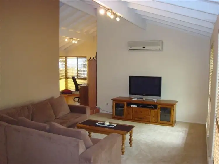 Third view of Homely house listing, 8 Kyle Court, Hamersley WA 6022