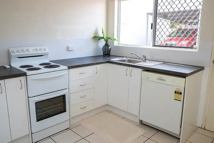 Sixth view of Homely unit listing, 9/6-10 Palm Street, Holloways Beach QLD 4878