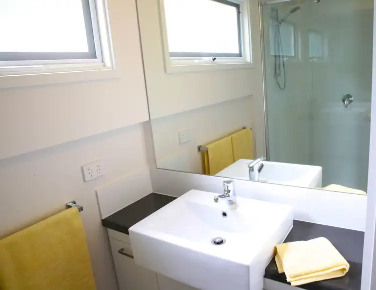 Fifth view of Homely house listing, 4/166-170 Great Ocean Road, Anglesea VIC 3230