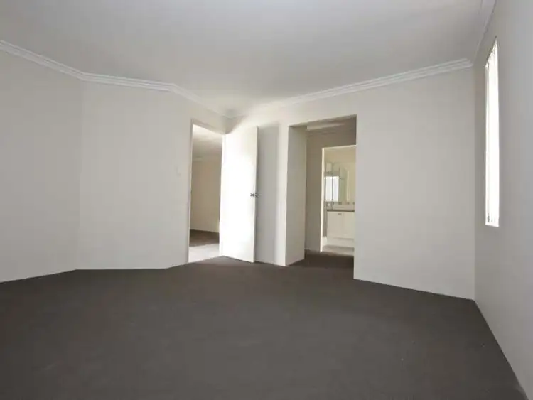 Fourth view of Homely house listing, 33 Januk  Turn, South Guildford WA 6055