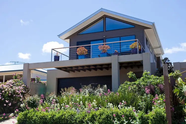 27 Pomora Avenue, Torquay VIC 3228