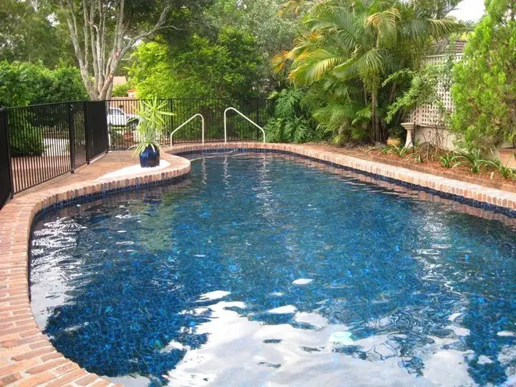 20 Lambros Drive, Benowa QLD 4217