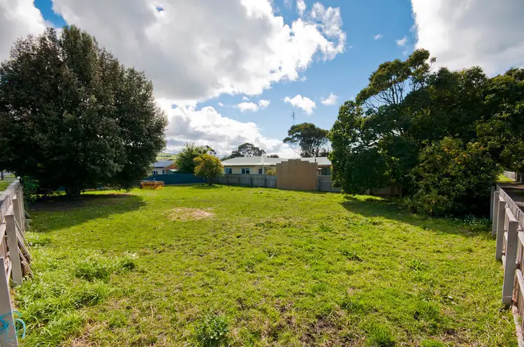 52 McLachlan Street, Apollo Bay VIC 3233