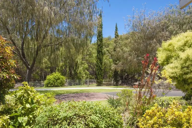 23 Lorikeet Loop, Broadwater WA 6280