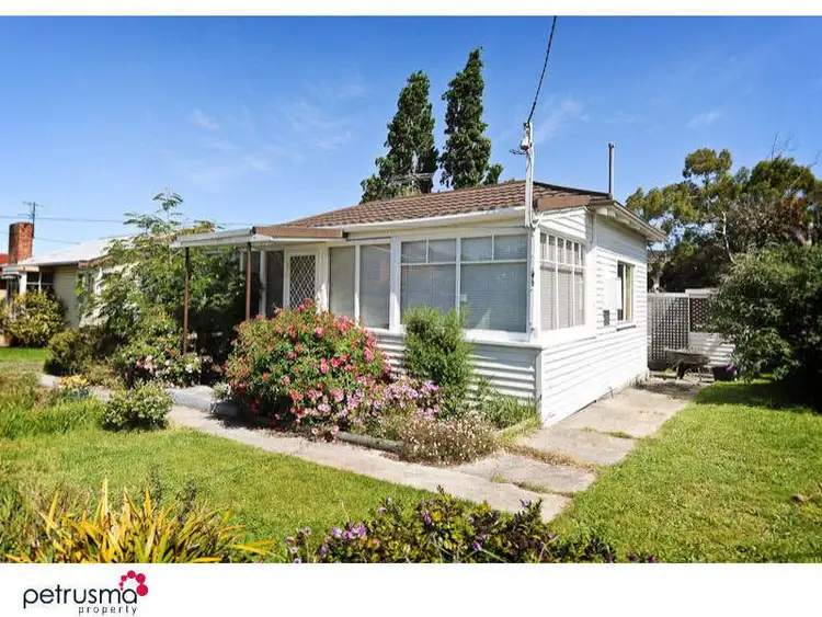 14 Myuna Road, Blackmans Bay TAS 7052