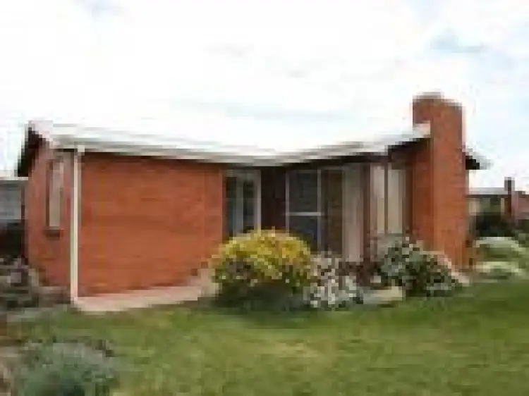 22 Hellyer  Street, Smithton TAS 7330