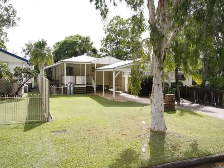 18 BOURNEWOOD STREET, Brighton QLD 4017