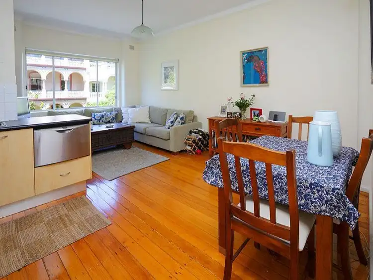 Third view of Homely apartment listing, 8/10A Challis Avenue, Potts Point NSW 2011