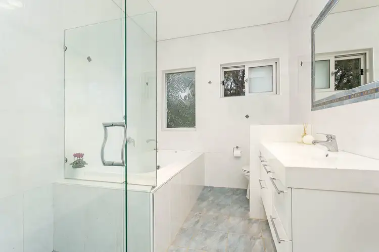 Sixth view of Homely semi-detached listing, 294b Connells Point Road, Connells Point NSW 2221