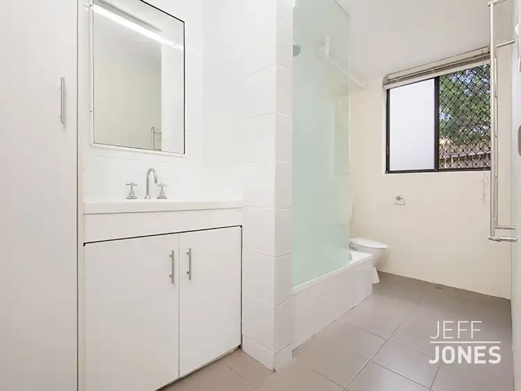 Fifth view of Homely unit listing, 1/110 Pembroke Road, Coorparoo QLD 4151