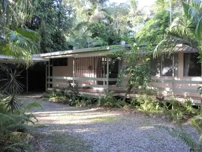 37 CLIFTON ROAD, Clifton Beach QLD 4879