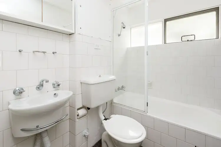 Fifth view of Homely studio listing, 6/40 Victoria Street, Potts Point NSW 2011