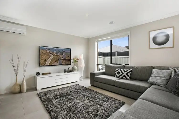 Fifth view of Homely house listing, 11 SCULLIN STREET, Cranbourne East VIC 3977