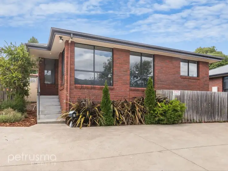 2/9A Willow Walk, Austins Ferry TAS 7011