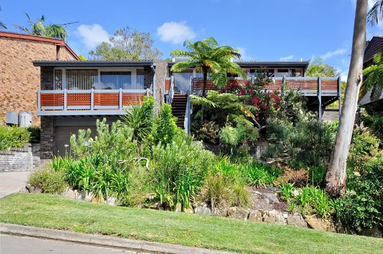 15 Nullabor Place, Yarrawarrah NSW 2233