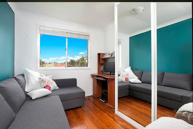 Fourth view of Homely house listing, 7 Brisbane Place, Barrack Heights NSW 2528