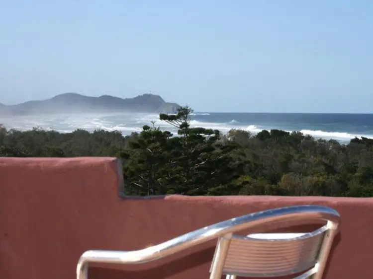 140 Beach Road, Broken Head NSW 2481