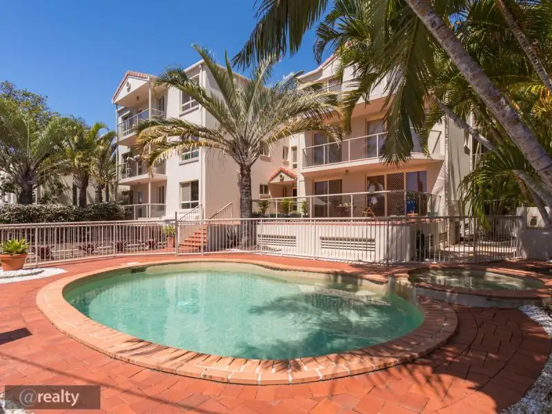 Main view of Homely unit listing, 10/32 Ocean Street, Mermaid Beach QLD 4218