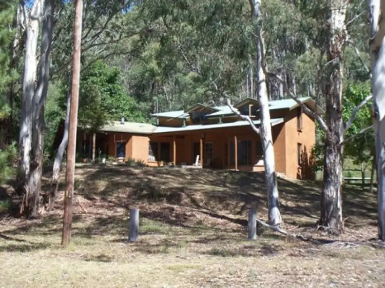 1000 Great Alpine Rd, Bright VIC 3741