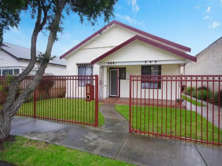 2 Craddock Street, North Geelong VIC 3215