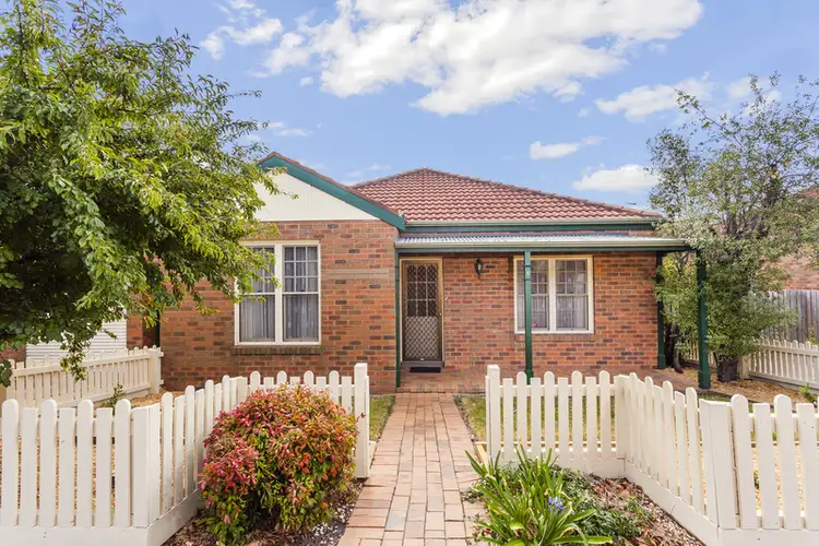 1/2 Upper Skene Street, Newtown VIC 3220