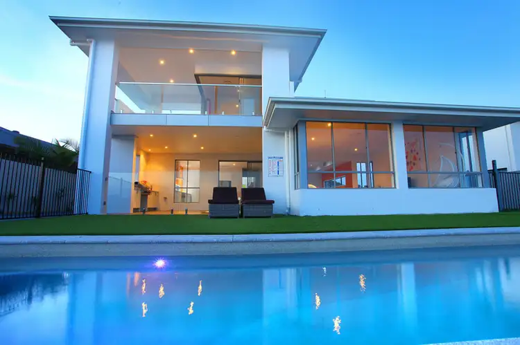 124 The Peninsula, Helensvale QLD 4212