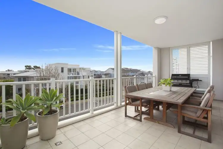 32/1 Juniper Drive, Breakfast Point NSW 2137
