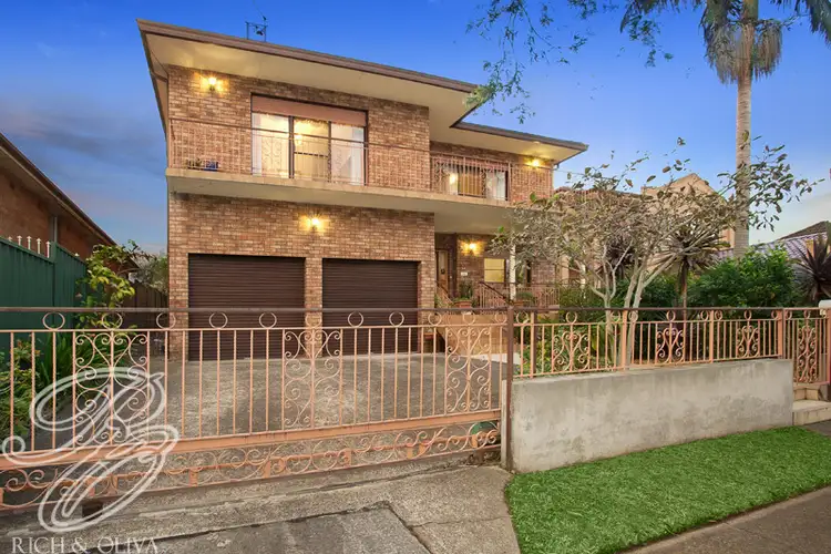 10 Woodlands Road, Ashbury NSW 2193