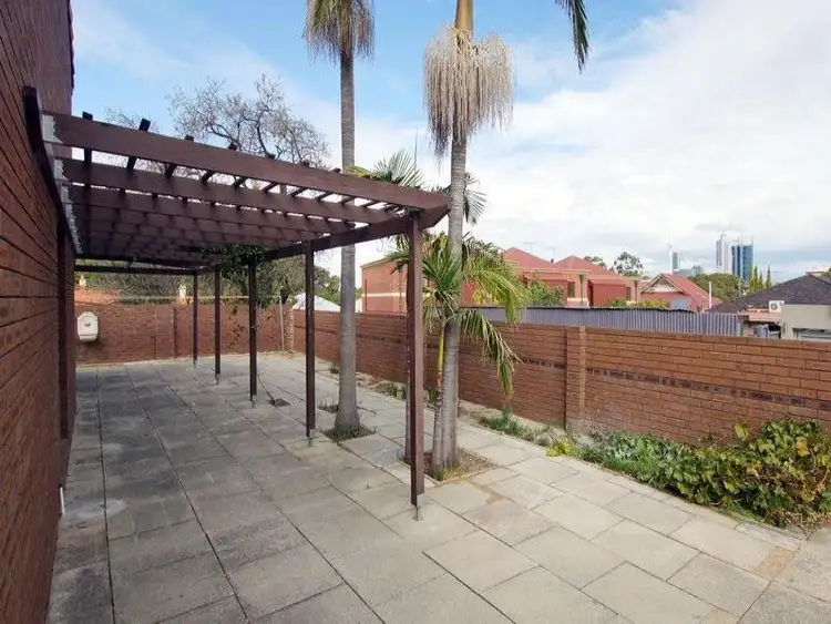 Seventh view of Homely townhouse listing, 8/149 Vincent Street, Perth WA 6000