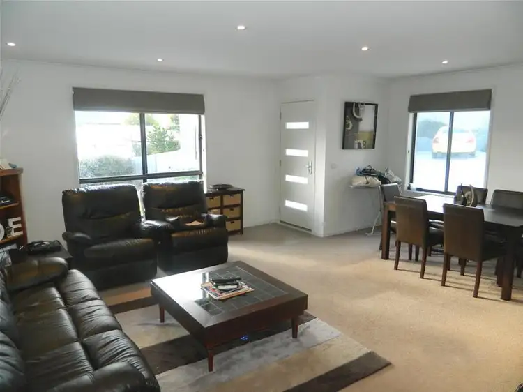 Second view of Homely house listing, 3/5 Cassia Place, Kingston TAS 7050